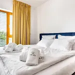 Apartament In With Wifi Hel