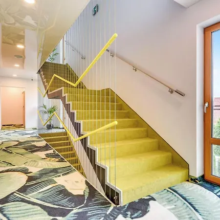 2 Bedroom Gorgeous In *